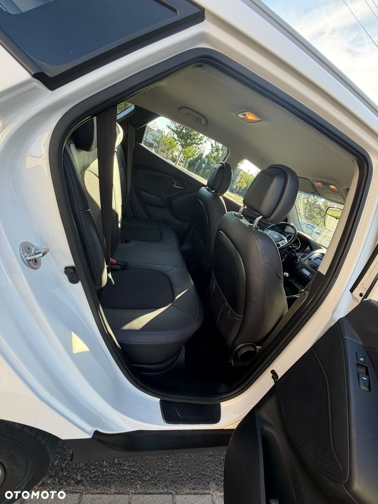 Hyundai ix35 1.6 2WD Fifa World Cup Edition - 15