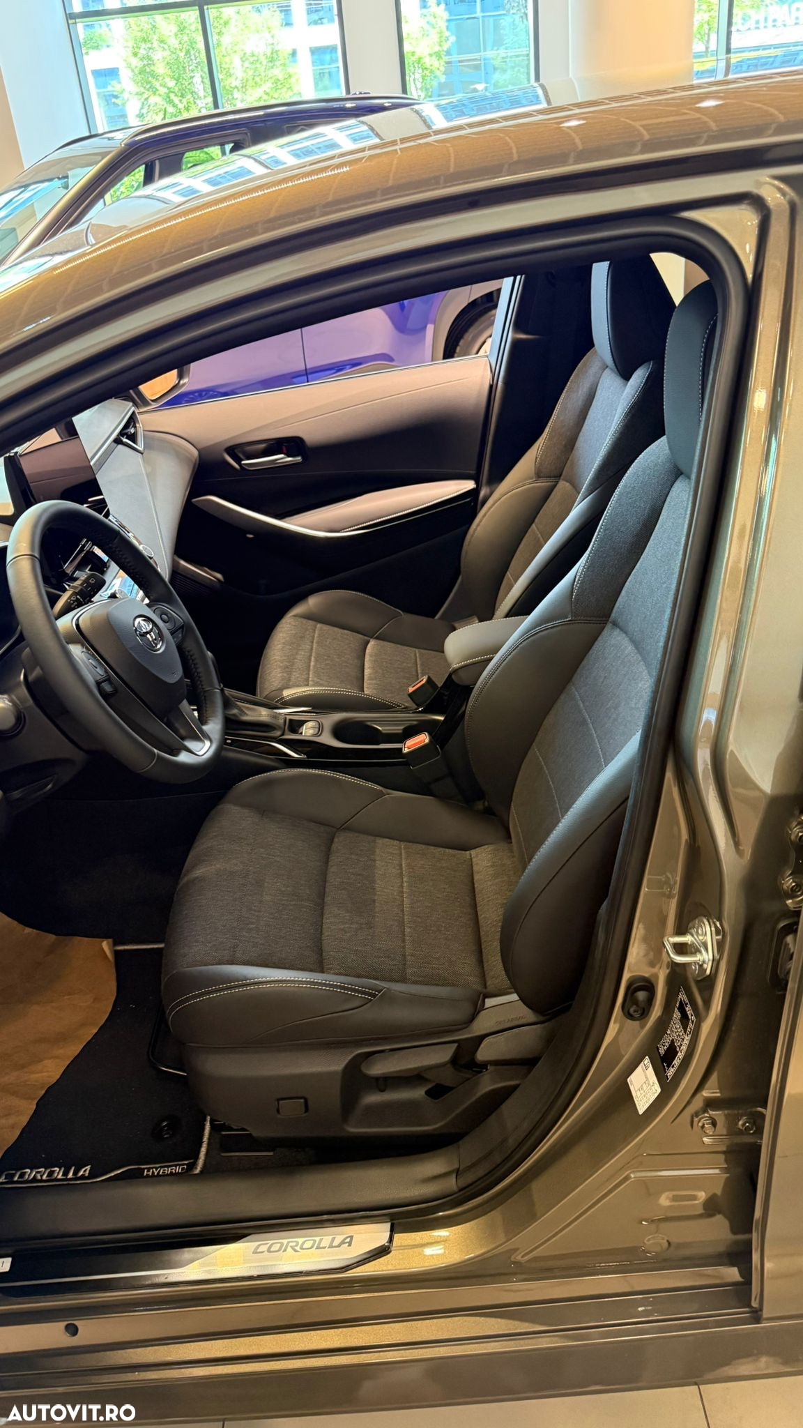 Toyota Corolla 1.8 HSD Dynamic - 6