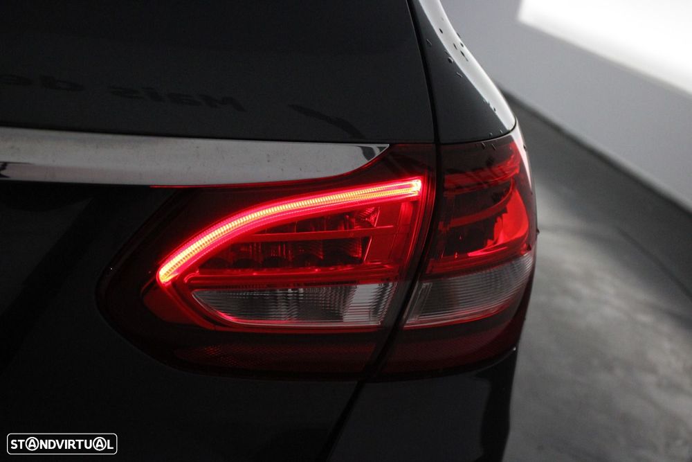 Mercedes-Benz c-200 d AMG Line Aut. - 43