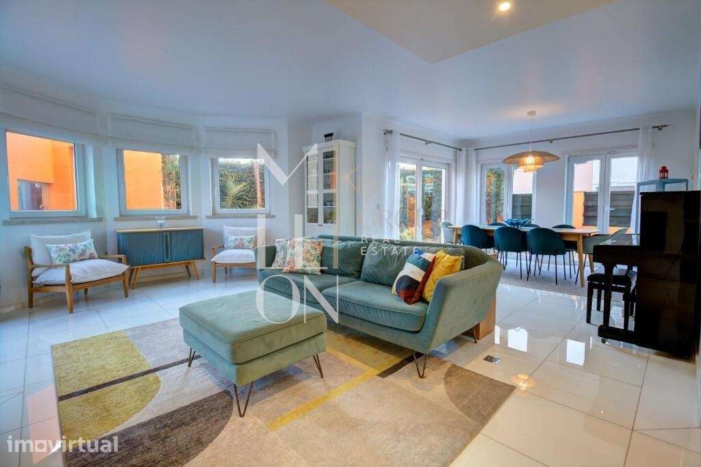 Moradia T4 com piscina aquecida e jardim privativo - Grande imagem: 2/31