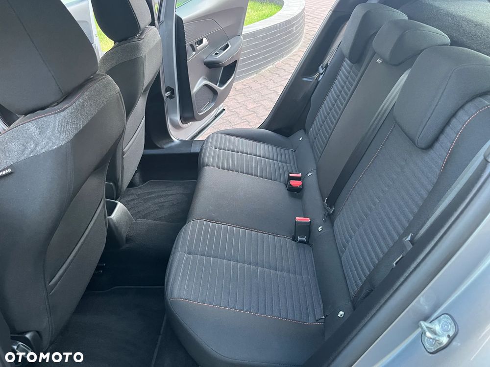 Peugeot 2008 PureTech 100 Active S&S BVM6 - 18
