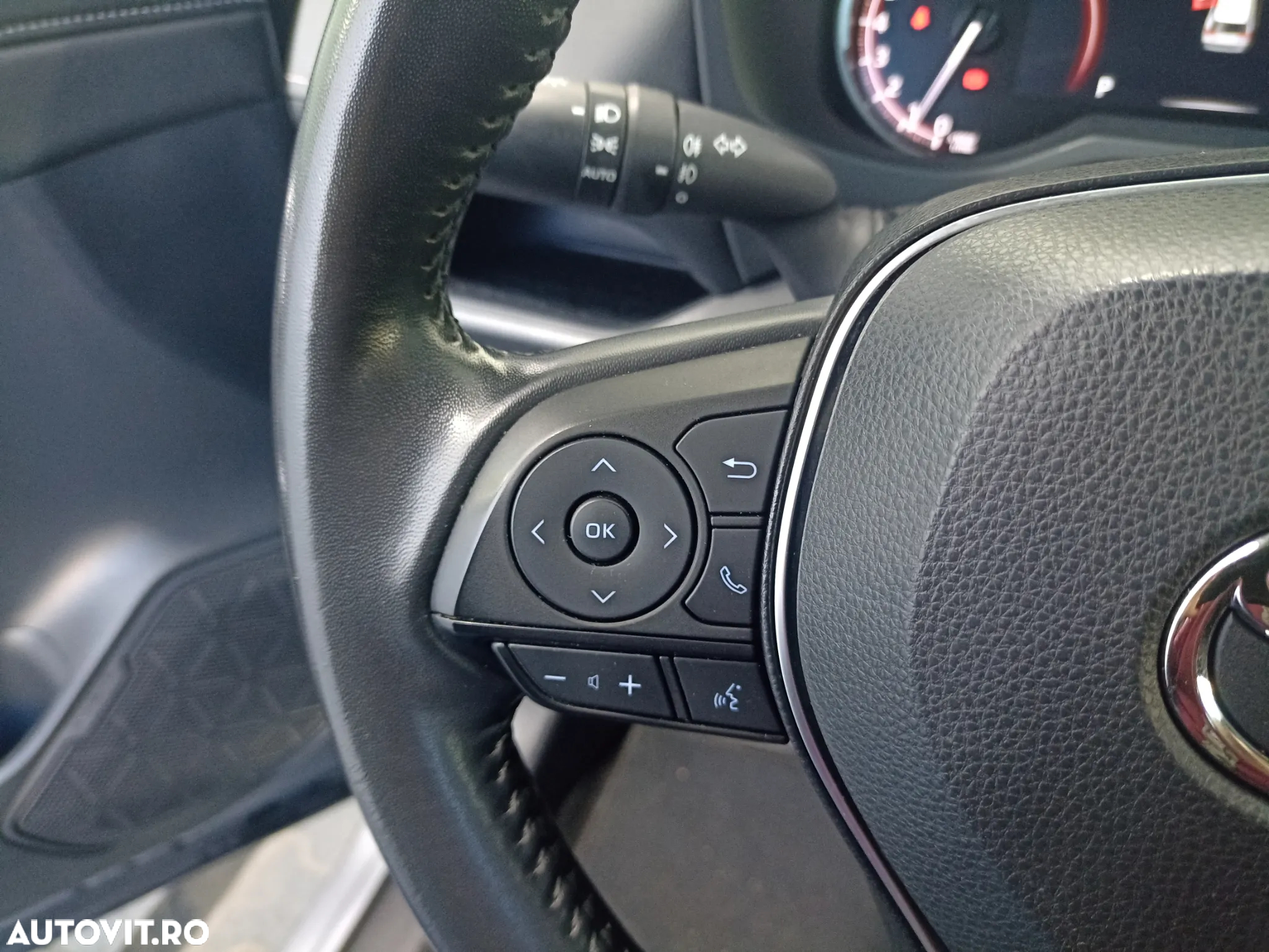 Toyota RAV4 2.0P CVT AWD Dynamic - 12