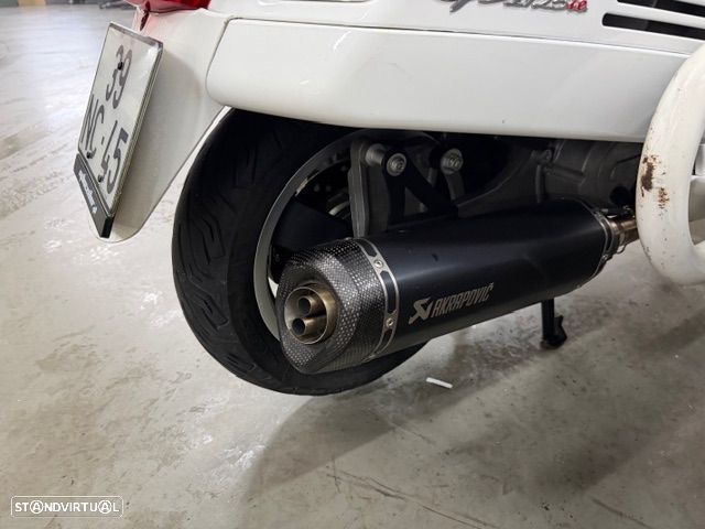 Piaggio Vespa GTS 125 Super i.e. - 6