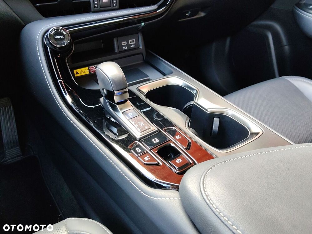 Lexus NX 350h Prestige AWD - 19
