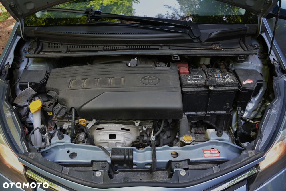 Toyota Yaris 1.33 Premium - 21