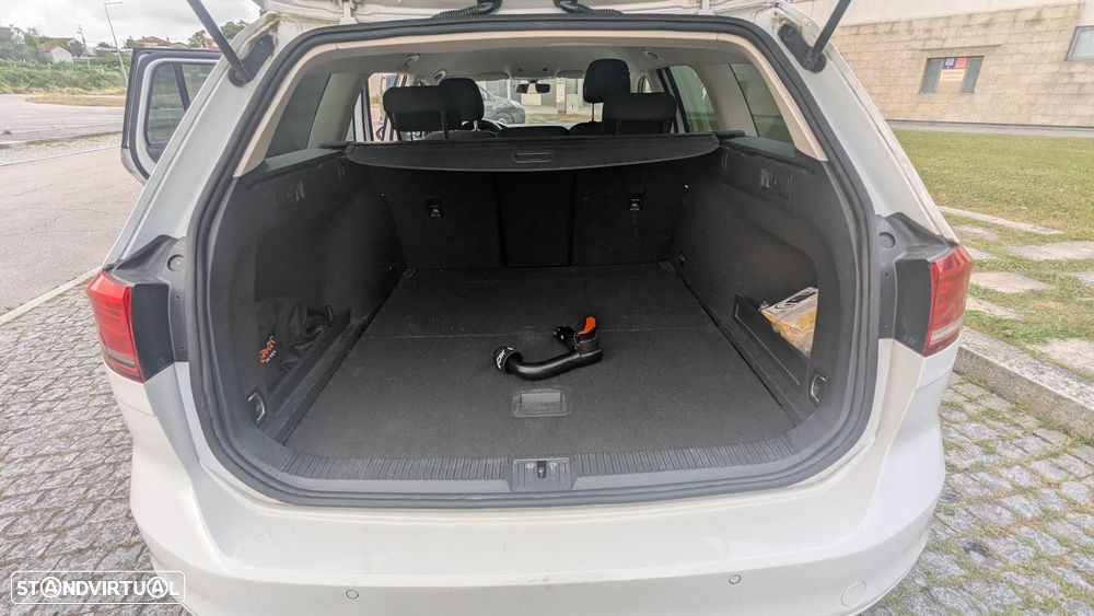 VW Passat Variant 1.6 TDI (BlueMotion ) Trendline - 15