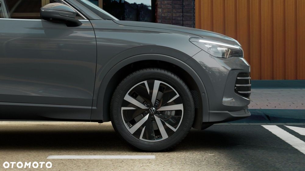 Volkswagen Tiguan - 13