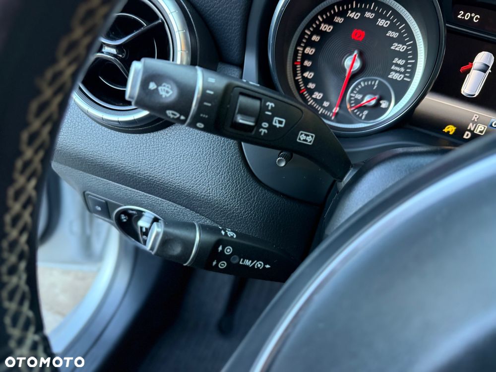 Mercedes-Benz CLA 200 d 7G-DCT Urban - 20