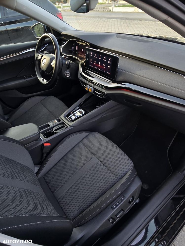 Skoda Octavia 2.0 TDI DSG First Edition - 17