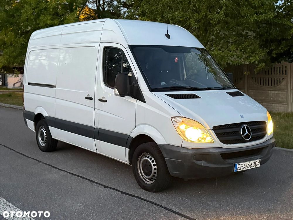 Mercedes-Benz 311 CDI - 2