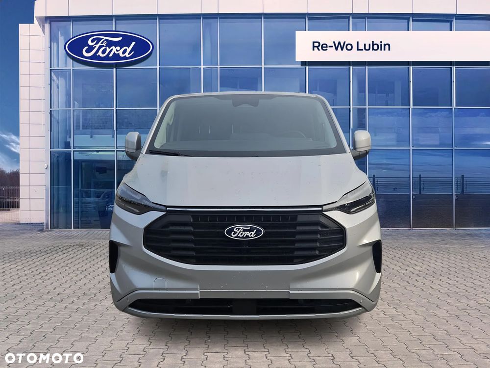 Ford Tranist Custom - 8