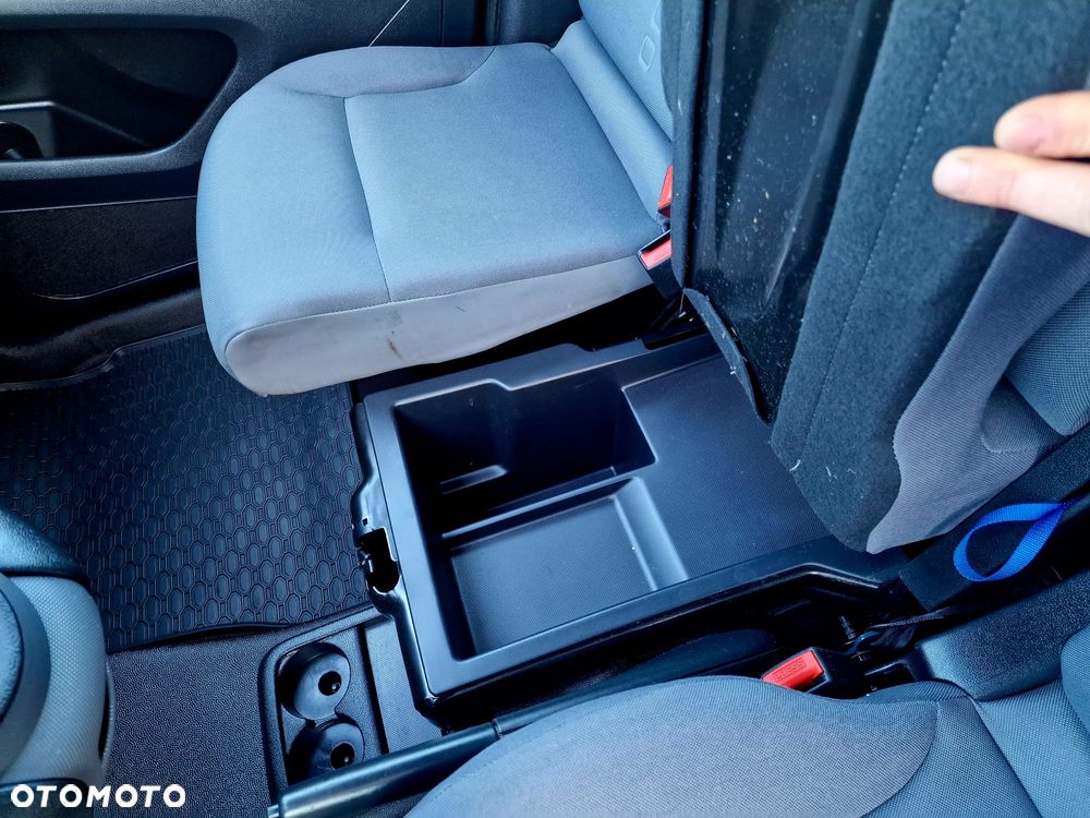 Citroën BERLINGO - 16