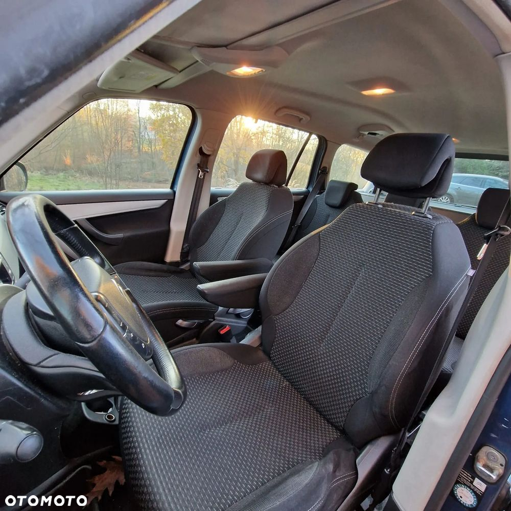 Citroën C4 Picasso - 9