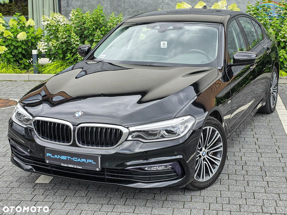 BMW Seria 5 525d Sport Line - 4