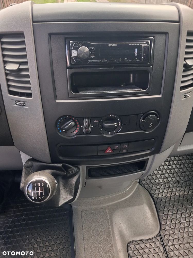 Volkswagen Crafter - 9