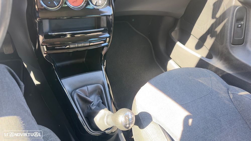 Citroën C3 1.2 PureTech Collection - 13
