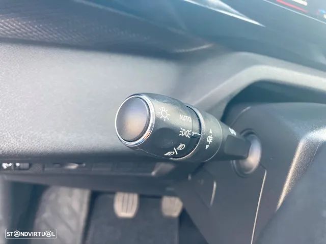 Peugeot 308 1.2 PureTech Active Pack - 18