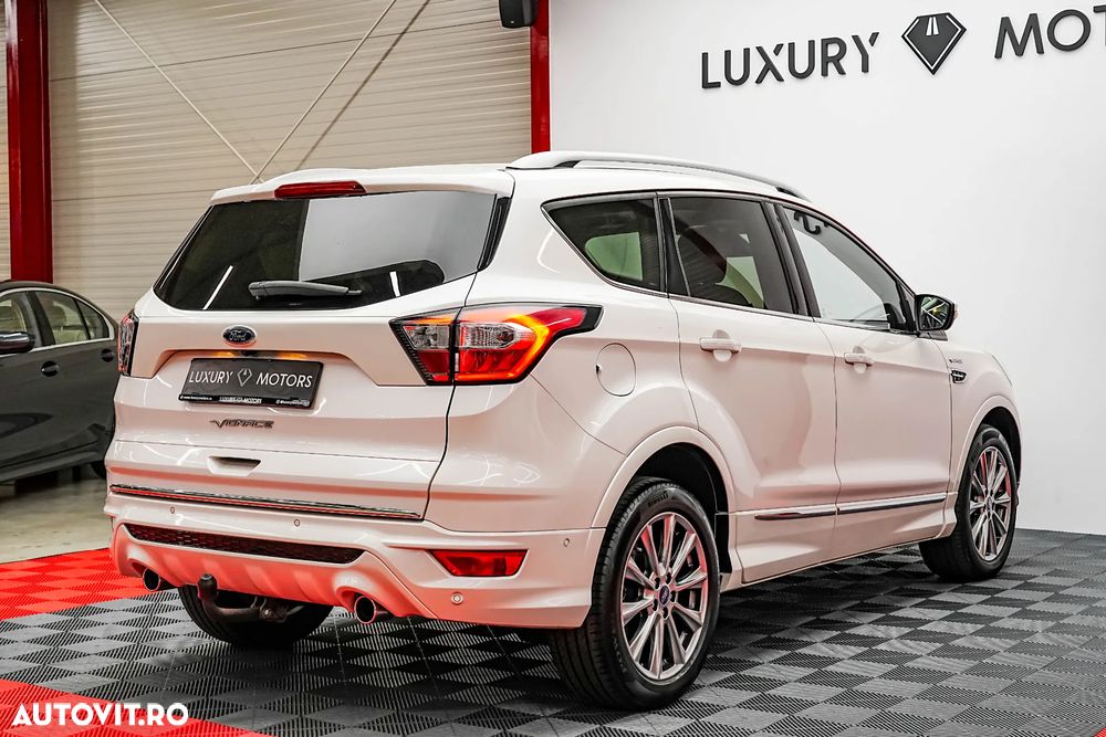 Ford Kuga 2.0 TDCi 4WD Powershift Vignale - 15