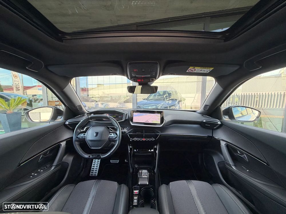 Peugeot 2008 1.2 PureTech GT EAT8 - 12