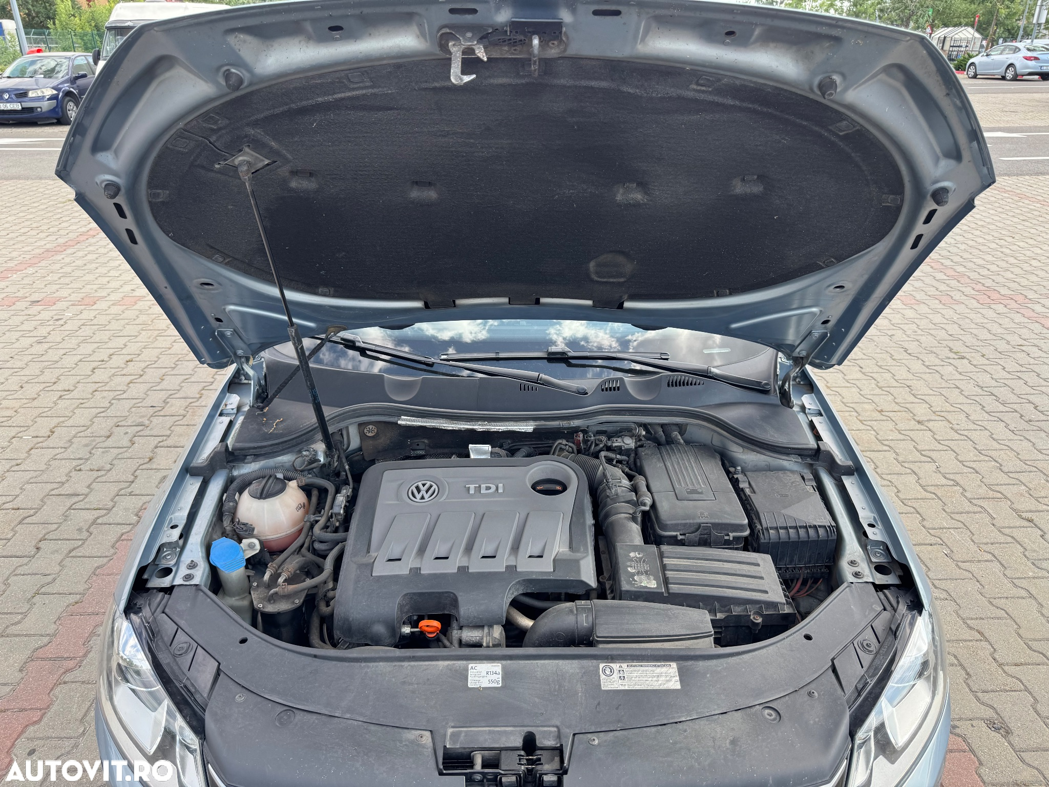 Volkswagen Passat 2.0 TDI BlueMotion Tehnology 4Motion Highline DSG - 28