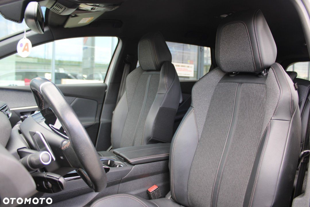 Peugeot 5008 - 17