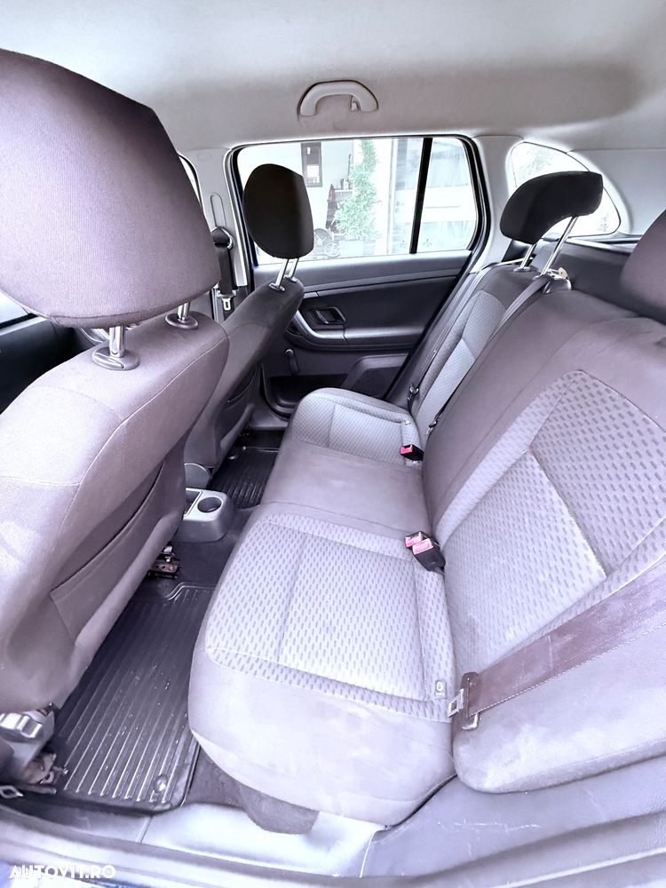 Skoda Fabia 1.2 HTP Family - 6