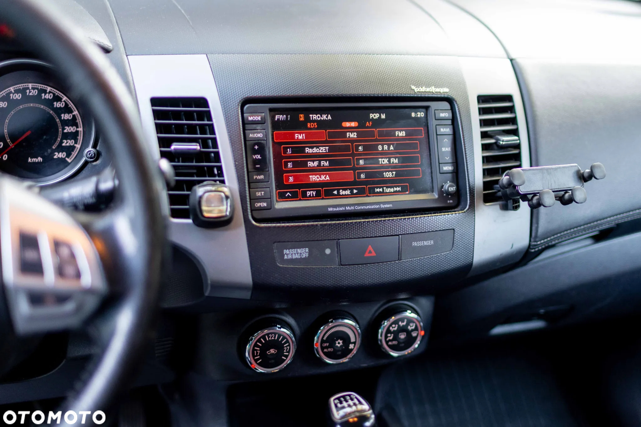 Mitsubishi Outlander 2.2 DID Instyle NAVI - 10