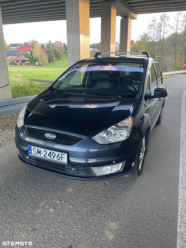 Ford Galaxy 2.0 Ghia - 1