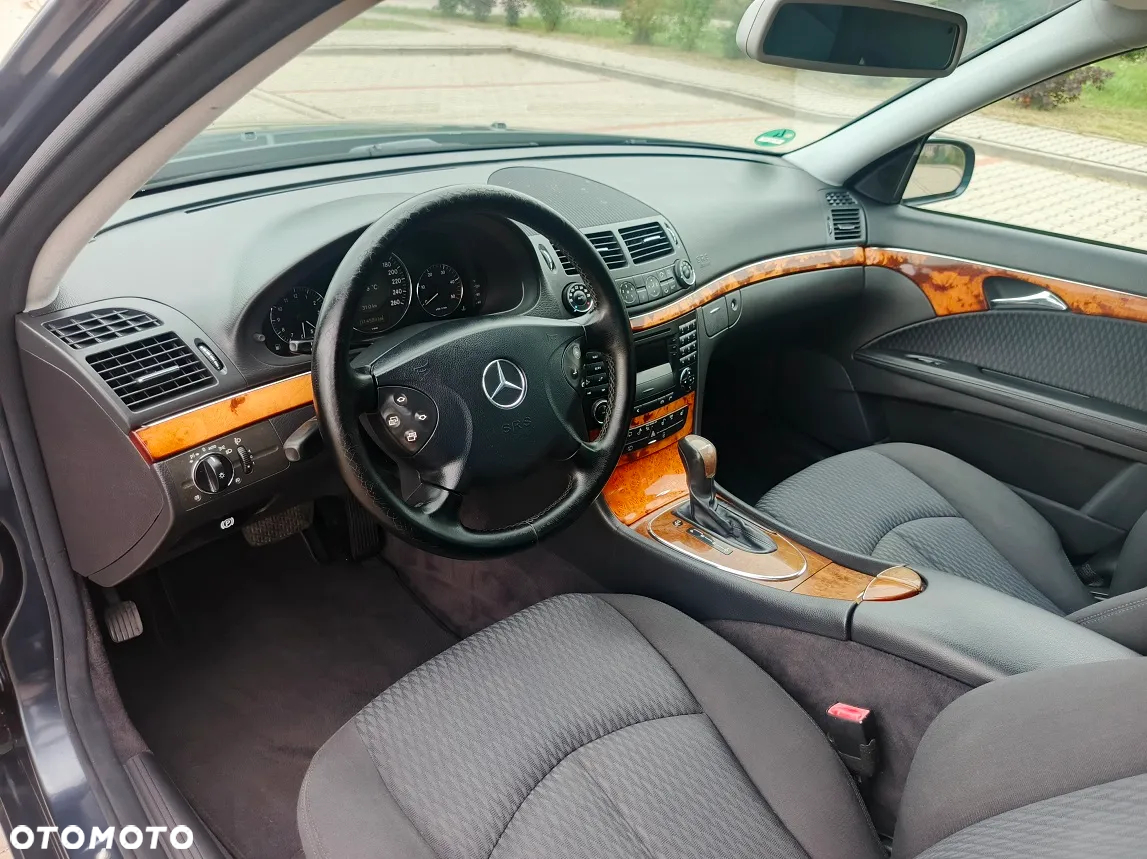 Mercedes-Benz Klasa E - 11