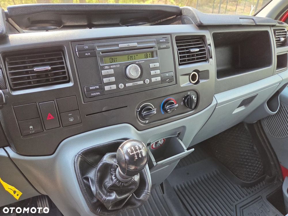 Ford TRANSIT 2,4TDCi - 14