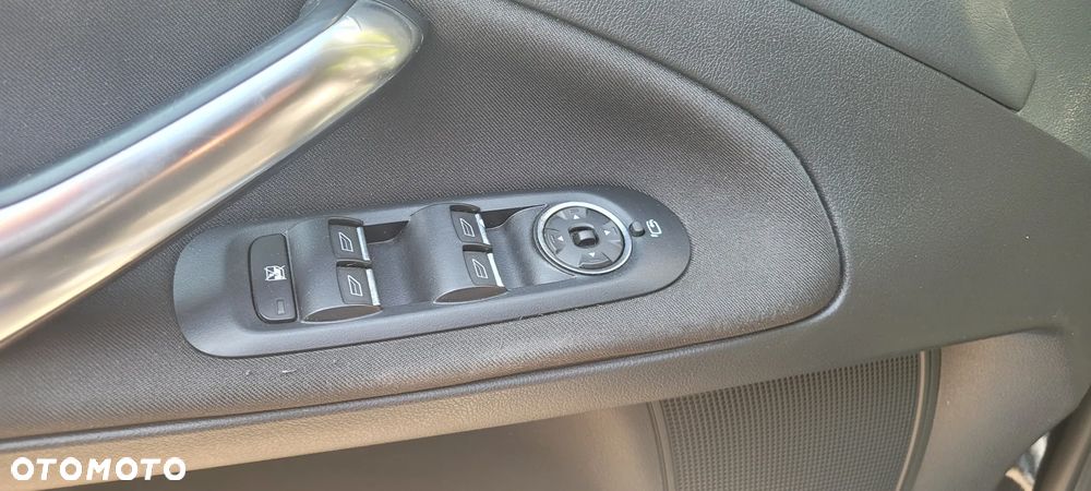 Ford Mondeo Turnier 2.0 TDCi Ambiente - 14