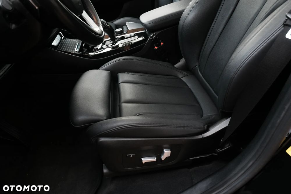 BMW X3 xDrive30i xLine sport - 14