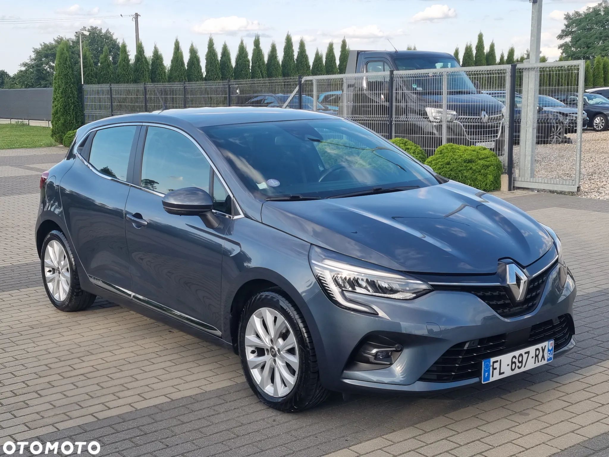 Renault Clio 1.3 TCe Intens EDC - 1