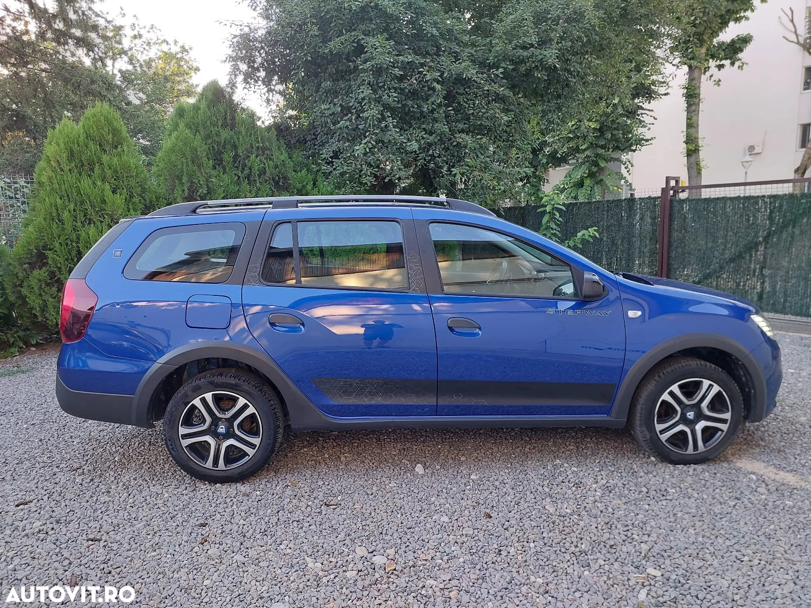 Dacia Logan MCV Blue dCi 95 Stepway - 8