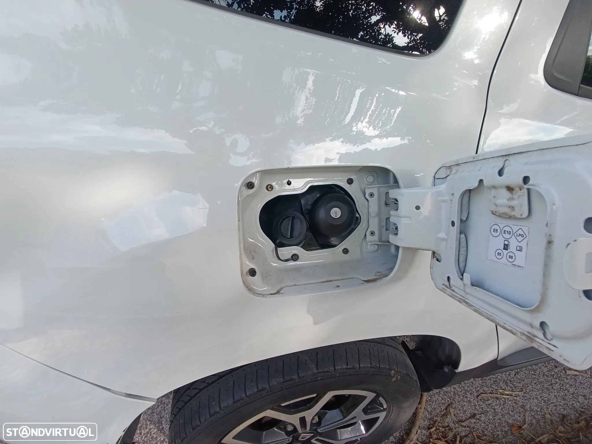 Dacia Duster 1.6 SCe Comfort Bi-Fuel - 28
