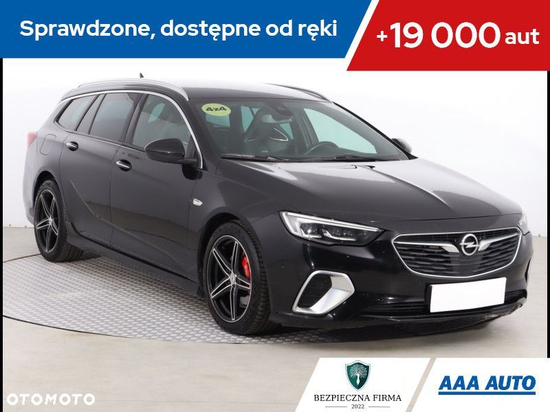 Opel Insignia - 1