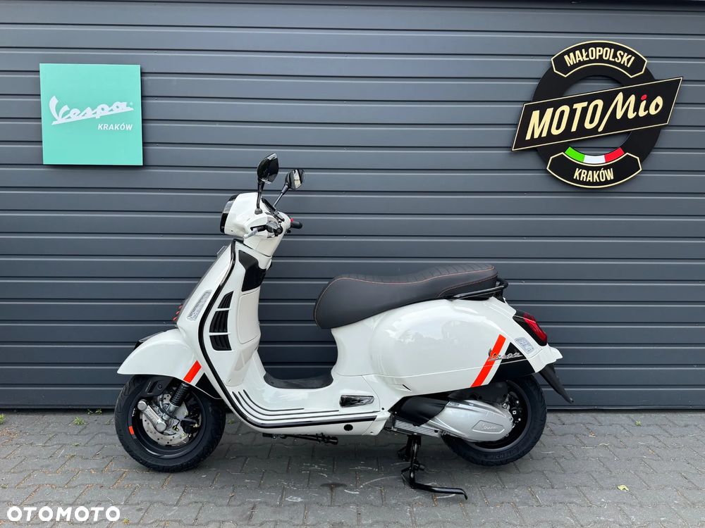 Vespa GTS - 3
