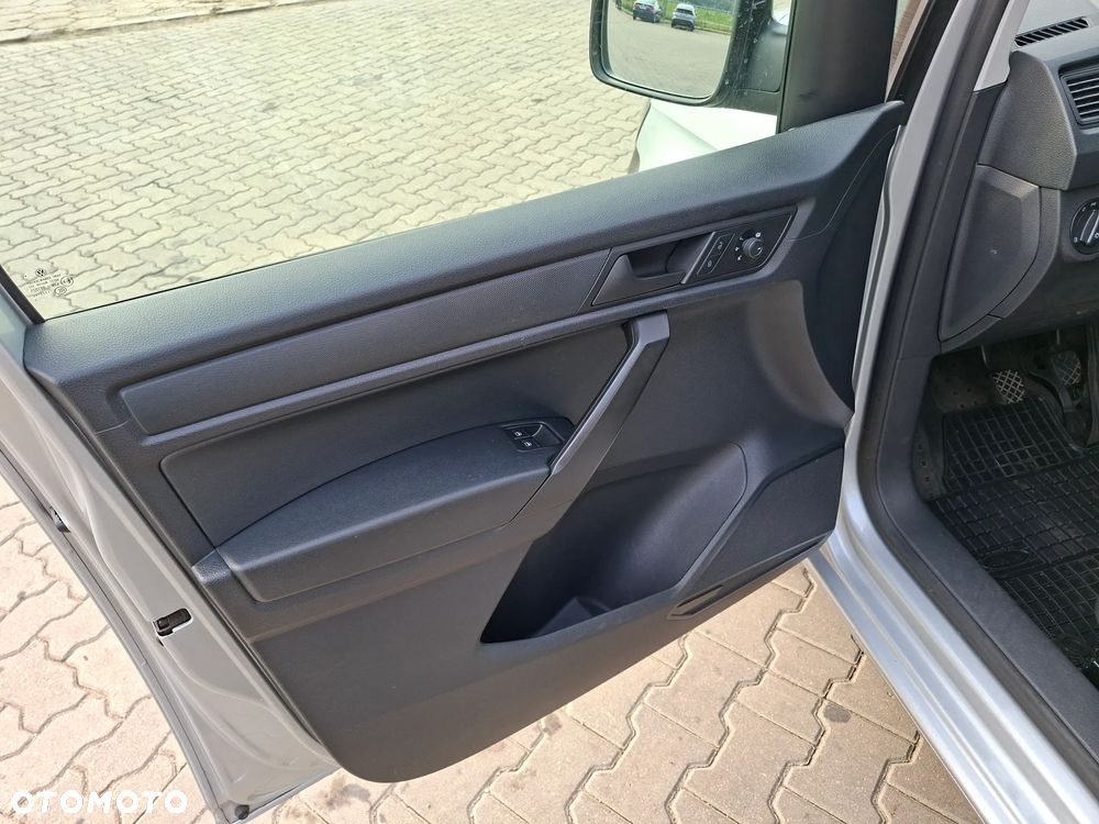 Volkswagen Caddy - 11