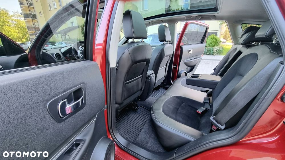 Nissan Qashqai 1.6 dCi 4 x 4 DPF Start/Stop tekna - 8