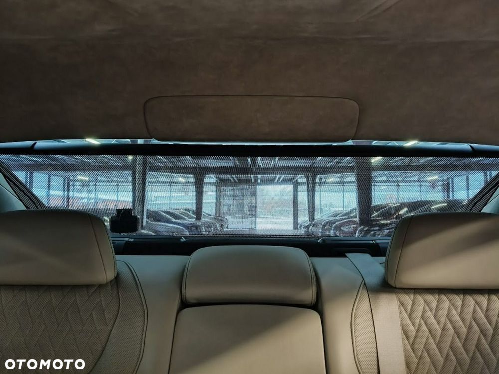 BMW Seria 7 - 17