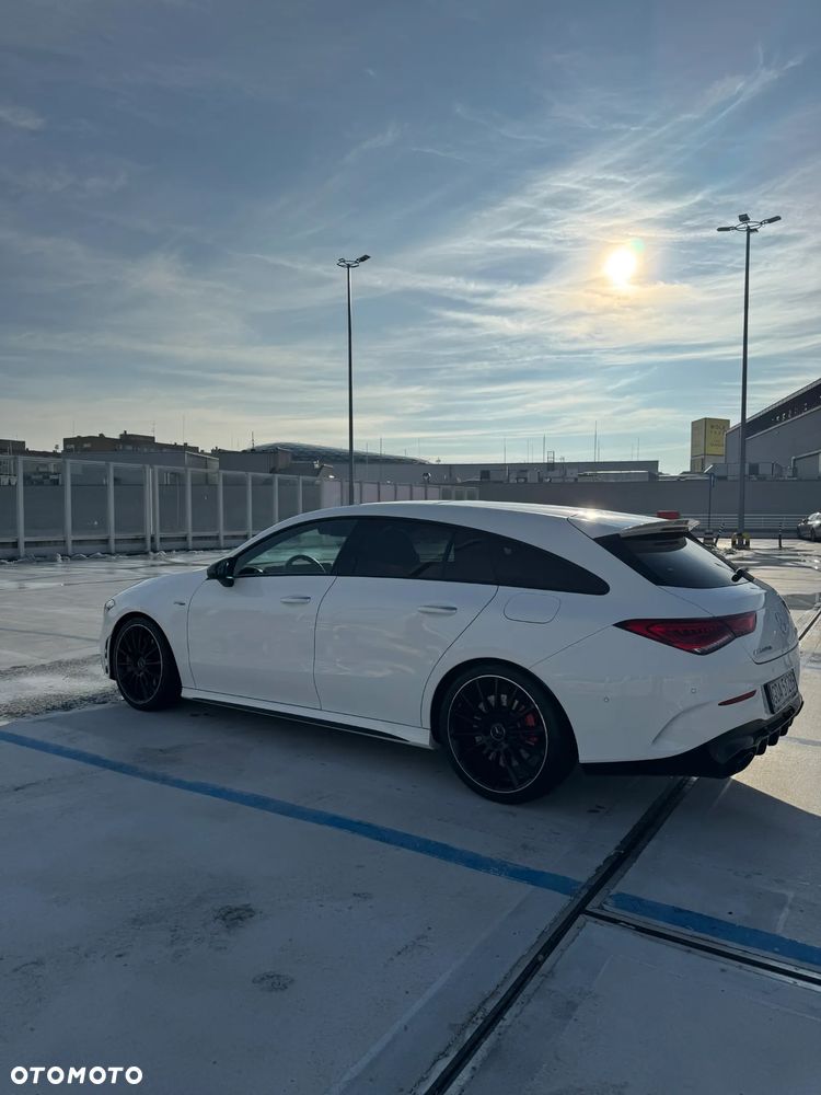 Mercedes-Benz CLA - 12