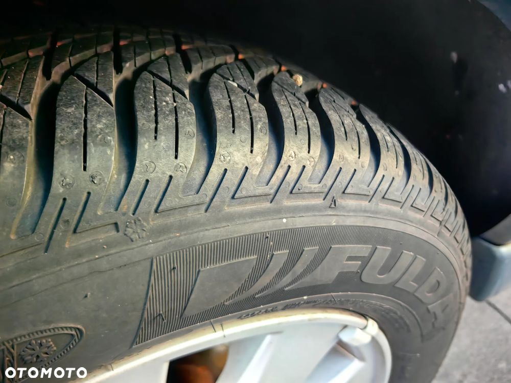 Mitsubishi Carisma 1.8 GDI Automatik Comfort Plus - 17