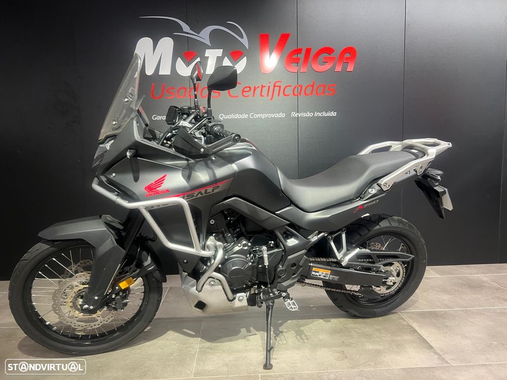 Honda Transalp 750 - 2