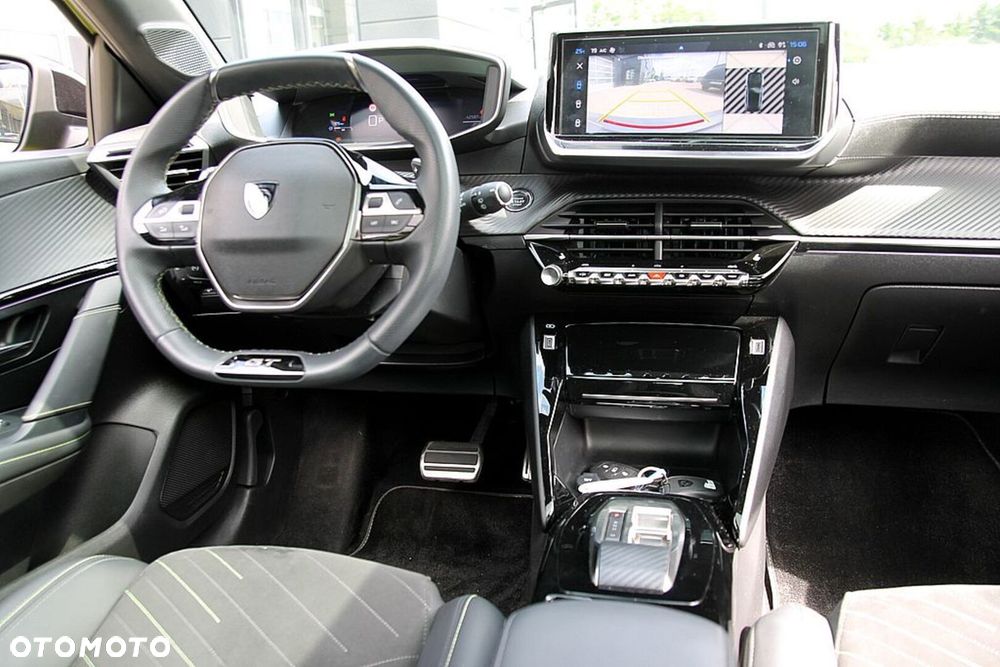 Peugeot 208 - 27