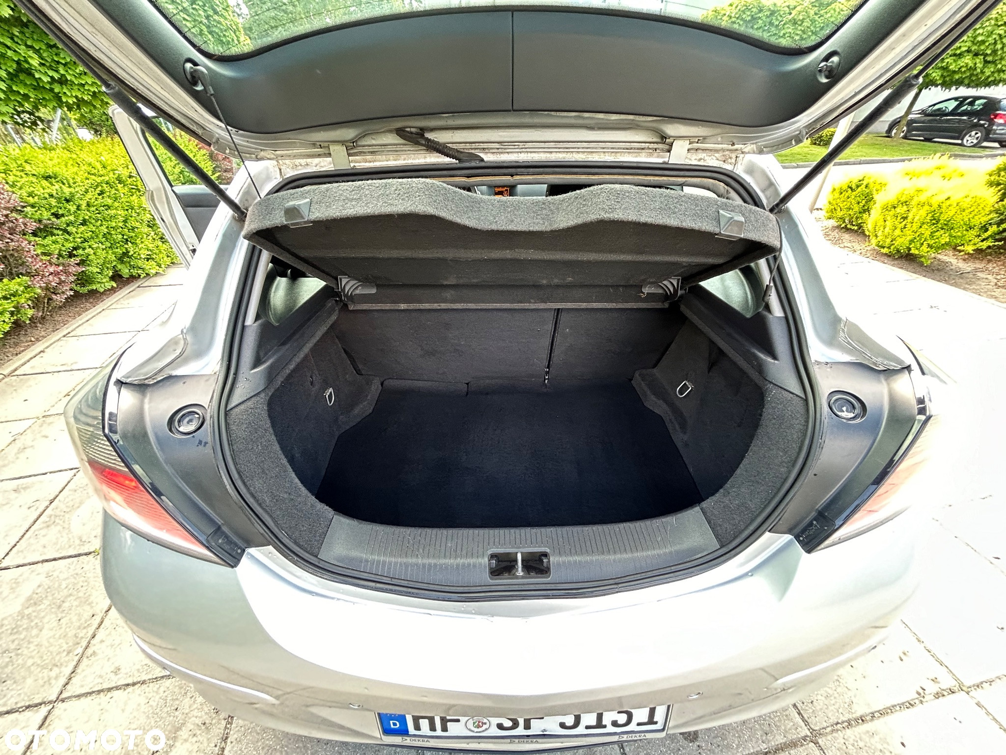 Opel Astra GTC 1.6 Catch me - 9