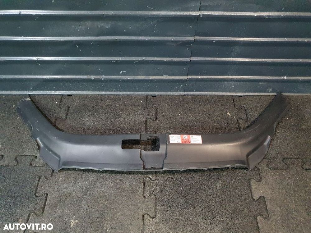 Capac panou frontal AUDI Q7 4LB 2006 - 2016, Break 3.0 TDI quattro BUG  4L0807081 - 1