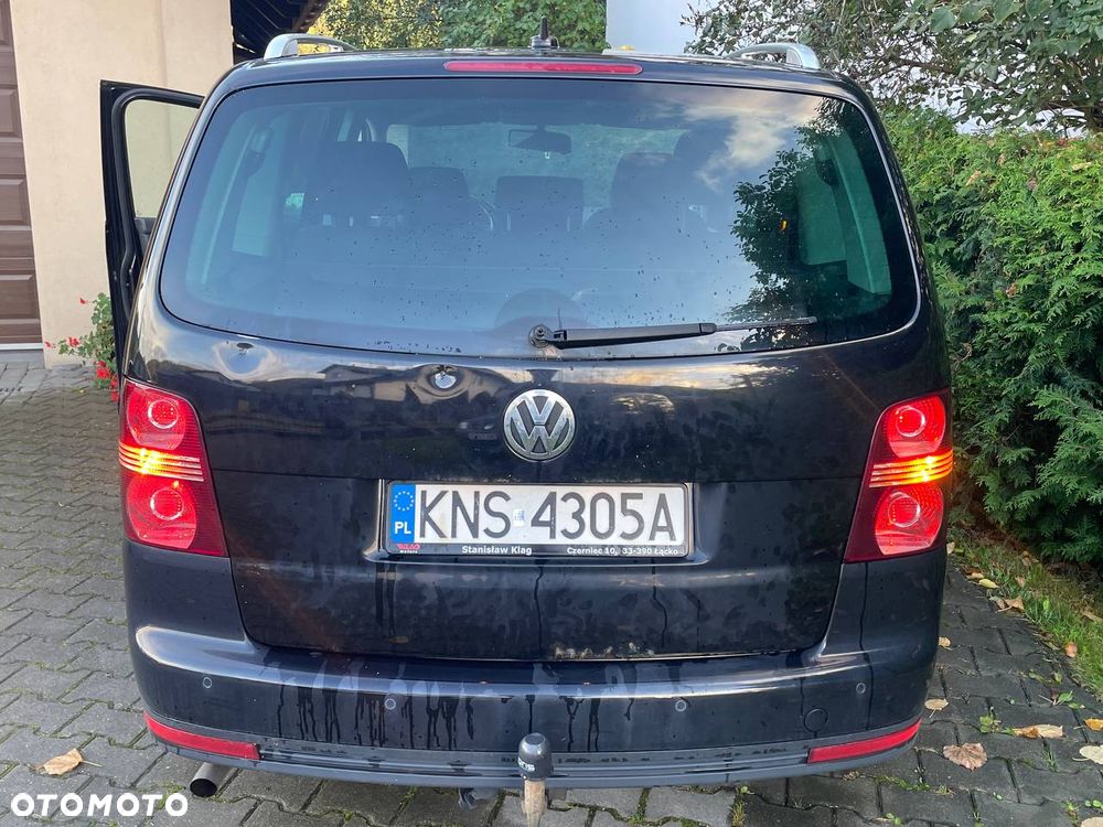 Volkswagen Touran - 39