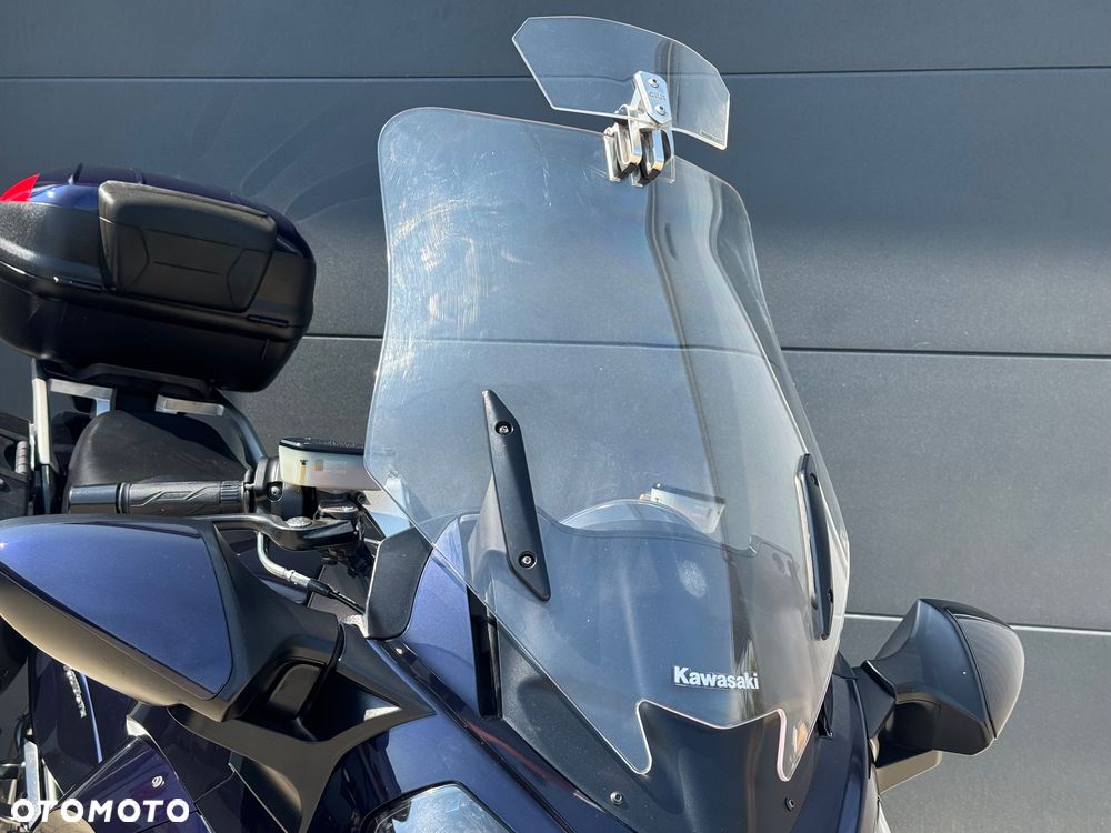 Kawasaki GTR - 21
