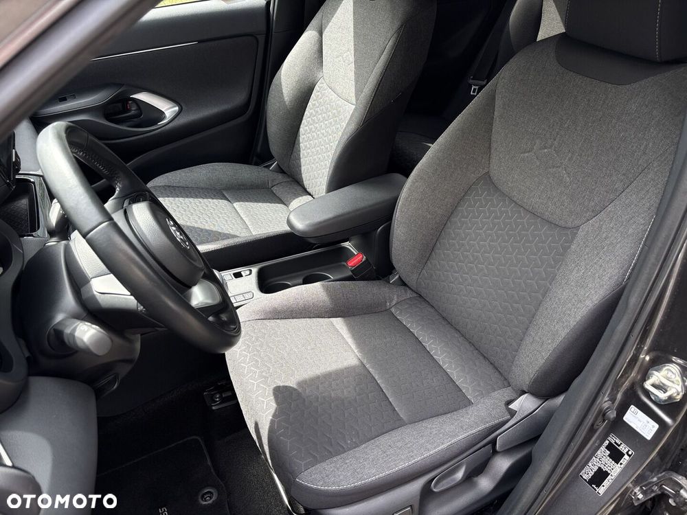 Toyota Yaris Cross - 28