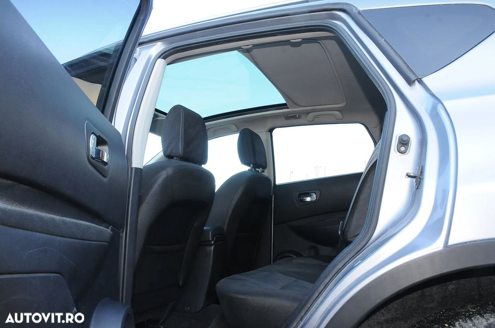 Nissan Qashqai 2.0 DCI 4 x 4 DPF tekna - 13